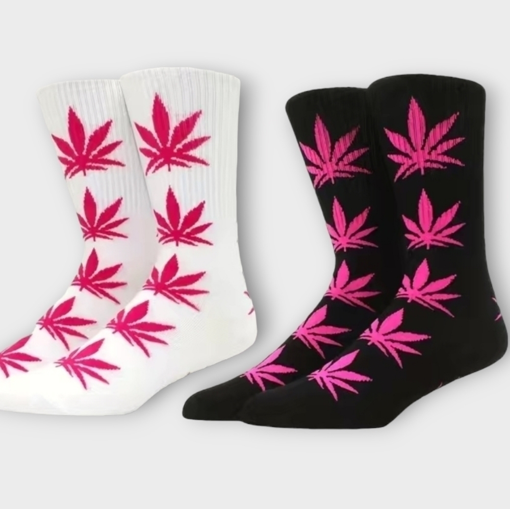 HOLD 4 BARBARA    420 Unisex Crew Socks 2 Pairs Size 6-10